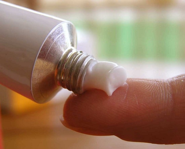How-to-Get-Rid-of-White-Heads-4