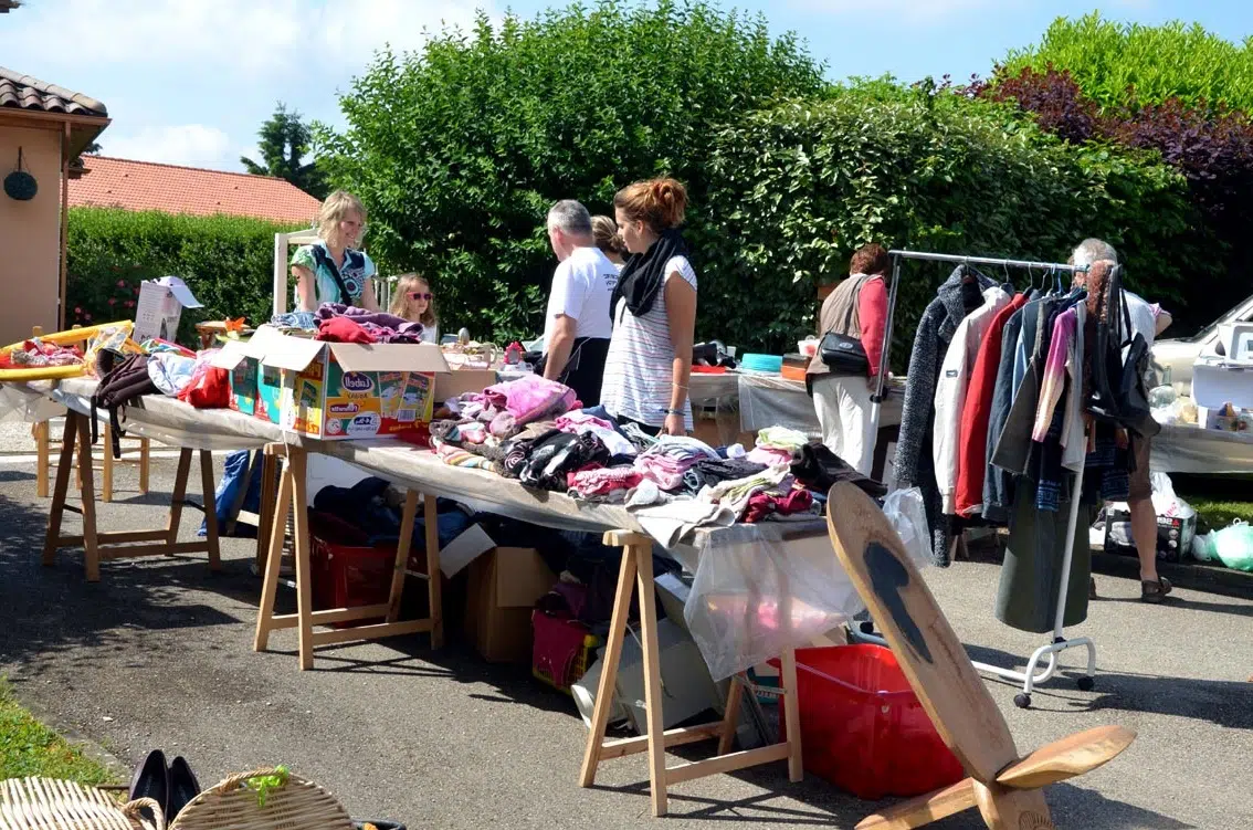 vide grenier dans l'Aube