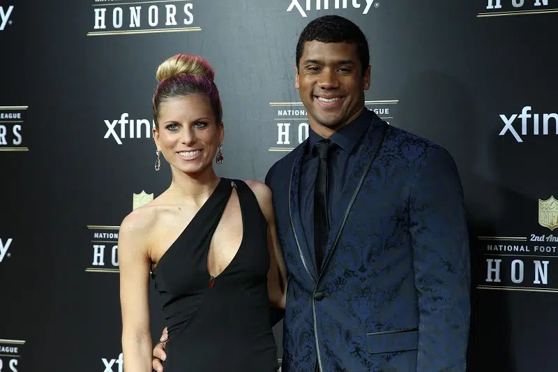 Qui est la première femme de Russell Wilson, Ashton Mem