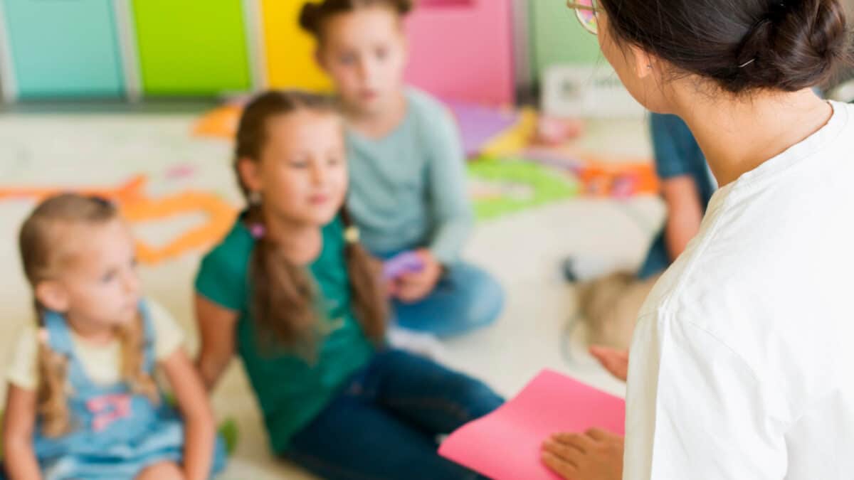 Comment la garde d'enfants influence le développement ?