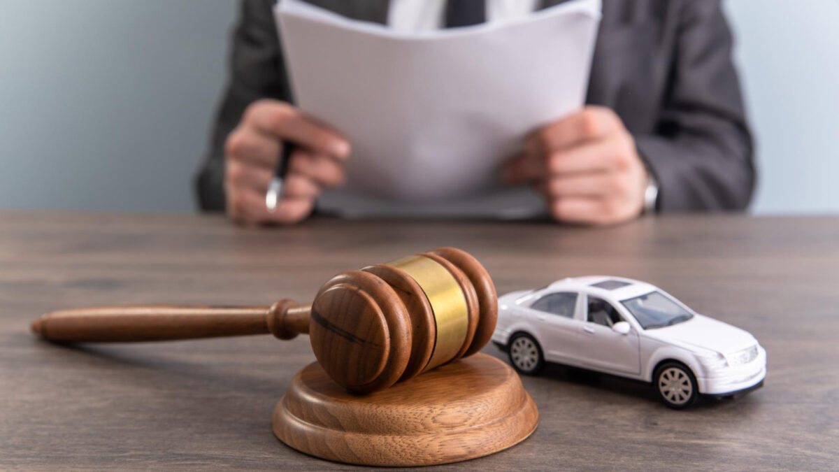 Victime d'un accident de la route ? Un avocat vous défend avec passion !